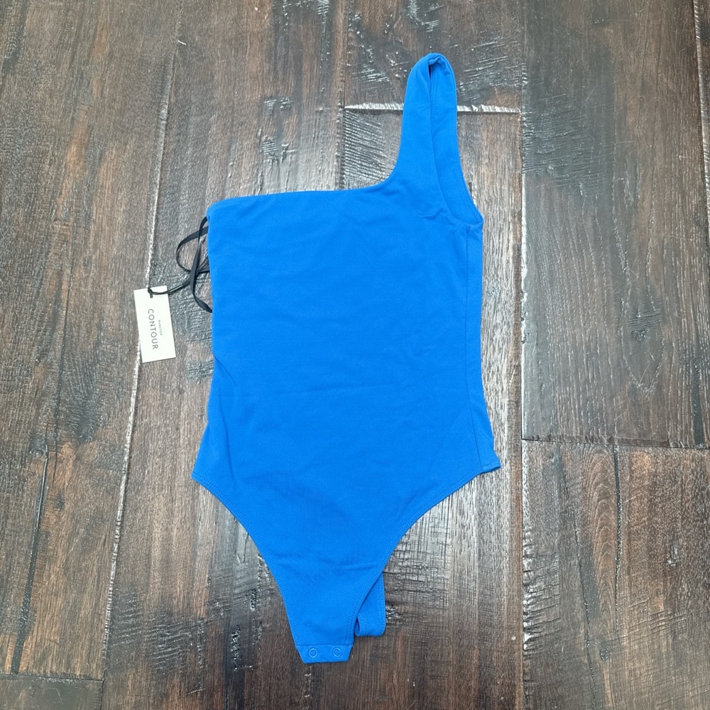 NWT Aritzia Babaton Contour Bodysuit